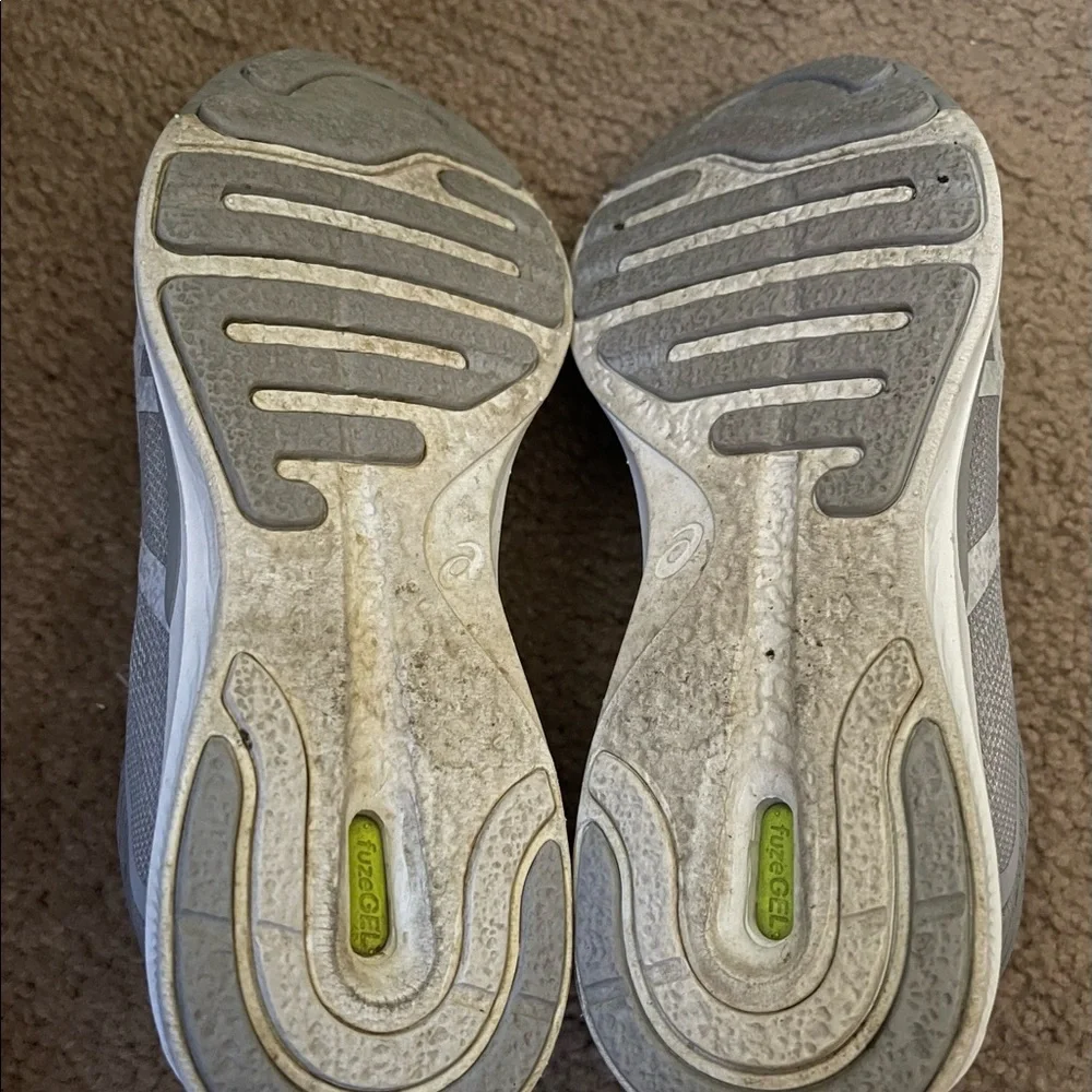 ASICS runners - Picture 4 of 4